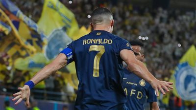 برعاية رونالدو وماني.. النصر يدك شباك الشباب بثلاثية مثيرة في شوط أول