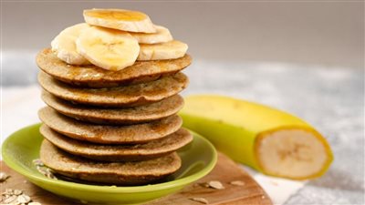 بان كيك صحي بالشوفان للأطفال.. حضريه بنكهة الموز 