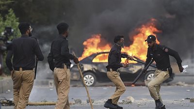 مقتل 3 عسكريين بهجومين شمال غربي باكستان