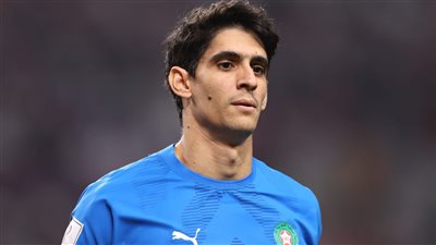 الهلال السعودي يكشف طبيعة إصابة حارسه ياسين بونو