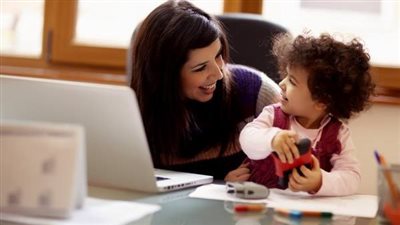 كيف أقوي علاقتي بطفلي؟.. أحبك مفتاح السعادة 