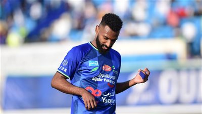 رسميًا.. الأهلي السعودي يُعلن ضم المهاجم فراس البريكان