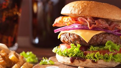 طريقة عمل صوص البرجر اللذيذ.. حضريه في أقل من 5 دقائق