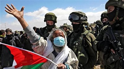 فلسطين.. إصابة فلسطينيين برصاص الاحتلال الإسرائيلي في الخليل