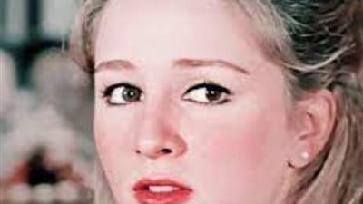 الأعمال الفنية للنجمة نجلاء فتحي من الافلام.. والجوائز والتكريمات