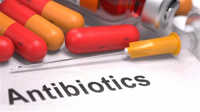 كيفية التخلص من آثار المضادات الحيوية.. متى ينتهي مفعول الدواء من الجسم؟