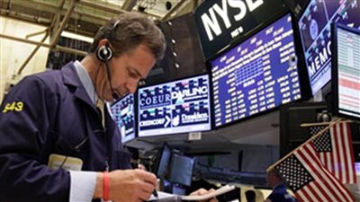 مؤشرات الأسهم الأمريكية تغلق على تباين