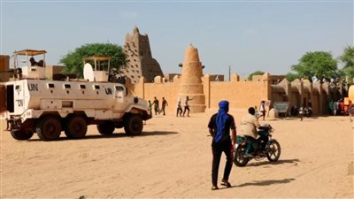  مقتل 64 شخصا بهجومين استهدفا زورقا وقاعدة للجيش في مالي