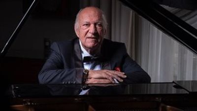 بعد حضور جماهيري ضخم.. عمر خيرت يتصدر التريند بعد حفل ختام مهرجان القلعة في دورته الـ 31