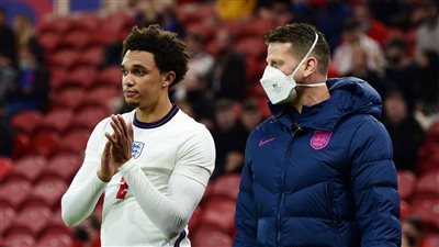 استبعاد أرنولد وجريليتش من منتخب إنجلترا بسبب الإصابة