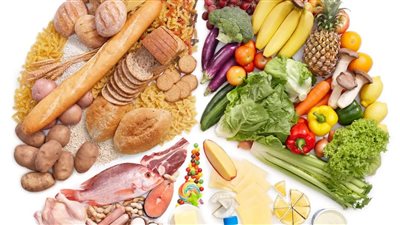 أكلات تساعد على النوم.. لا تهمل كوب اللبن الدافئ