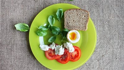 أكلات رجيم لإنقاص الوزن بنظام غذائي متكامل.. والرياضة كلمة السر 