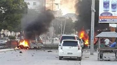 إصابة 7 أشخاص في تفجير سيارة مفخخة بالعاصمة الصومالية