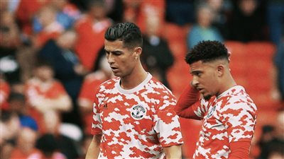 على طريقة رونالدو.. مانشستر يونايتد يُعاقب سانشو بسبب المدرب الهولندي