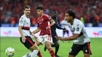 اتحاد العاصمة يتفوق على الأهلي في الشوط الأول من السوبر الإفريقي