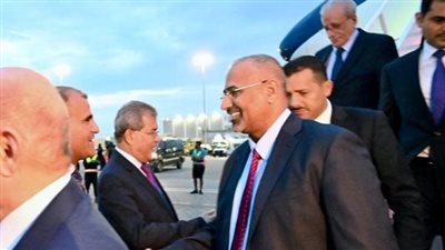 عاجل.. الزُبيدي يصل نيويورك للمشاركة في اجتماعات الجمعية العامة للأمم المتحدة اليوم 