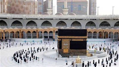 خطوات هامة من أجل التمكن من أداء العمرة من خلال تأشيرة الزيارة العائلة