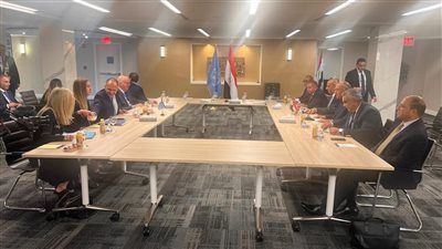 في نيويورك.. سامح شكري يلتقي بنظيره اليوناني