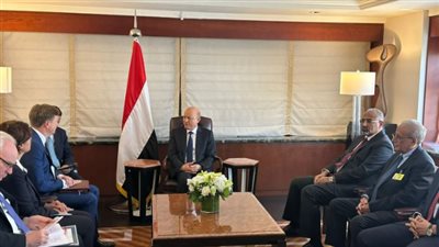  بنود اتفاق بين الحكومة الشرعية اليمنية والحوثيين بشأن البنوك (فيديوجراف)