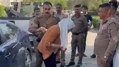 العراق.. شجار بين ضابط وضابطة ووزير الداخلية يعاقبهما (فيديوجراف)