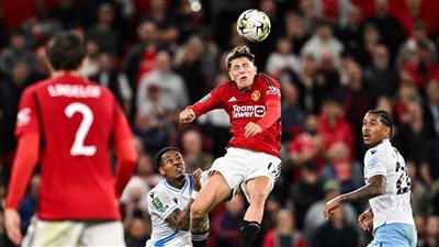 مانشستر يونايتد Manchester united يستهل حملة الدفاع عن كأس الرابطة بفوز كبير