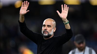 جوارديولا يُحرض اللاعبين ضد الفيفا.. أشعل فتيل الثورة ويدعو للتمرد وإضراب عام