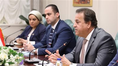 مصر.. وزير الصحة يناقش مع السفير الإيطالي التعاون الثنائي والمشروعات المشتركة بين البلدين في القطاع الصحي