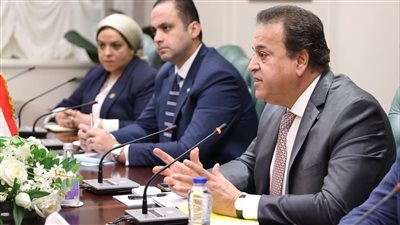 وزير الصحة يناقش مع السفير الإيطالي التعاون الثنائي في القطاع الصحي