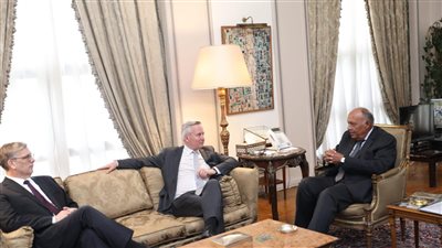 وزير الخارجية يستقبل وزير الدولة الهولندي للهجرة