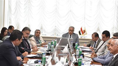 مصر.. المجلس الأعلى للحوار المجتمعي يجتمع برئاسة وزير العمل لمناقشة مشروع قانون العمل 