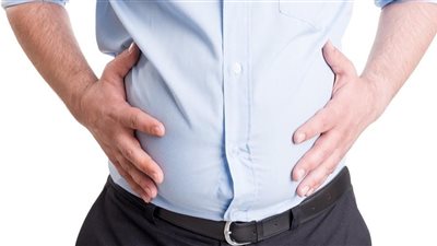 كيف تتخلص من الانتفاخ؟.. تناول الطعام ببطء