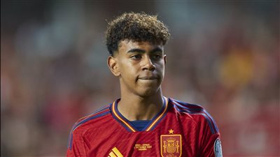 موهبة برشلونة يُفجر الغضب.. لامين يامال إلى المغرب أم إسبانيا؟