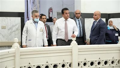 مصر.. فتح تحقيق عاجل في توقف 4 أجهزة طبية عن العمل بمستشفى «رمد قلاوون»