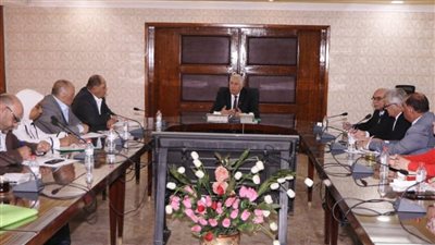 مصر.. وزير الزراعة يتابع مع قيادات الوزارة اعمال الرقابة على منظومتي الحجر الزراعي والبيطري