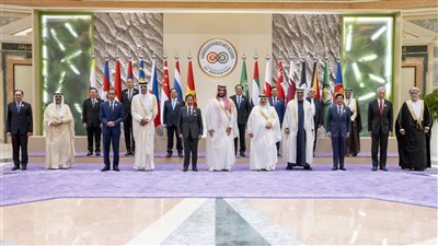 محمد بن زايد يُعلق على مشاركته في قمة 