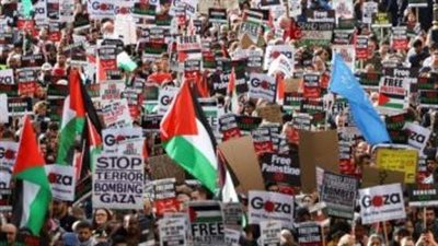 تظاهرات عارمة في لندن دعمًا للقضية الفلسطينية وأهالي غزة