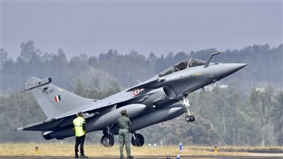 الأرجنتين توقع صفقة شراء 24 طائرة مقاتلة من طراز إف 16 من الدنمارك