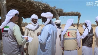 الفريق الإنساني الإماراتي يواصل جهوده للوقوف على احتياجات اللاجئين السودانيين
