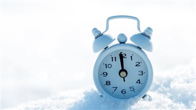 كيفية تغيير الساعة حسب التوقيت الشتوي