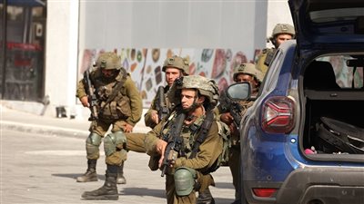 شاهد.. فيديو لجزء من عميلة توغل برية للجيش الإسرائيلي في غزة