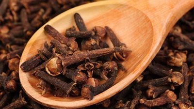 فوائد القرنفل.. صديق الرجال الحميم ومصنع التستوستيرون