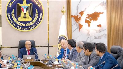  هيئة رئاسة المجلس الانتقال الجنوبي باليمن تحذّر من افتعال أزمات جديدة بعد أزمة الكهرباء (صور)