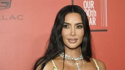  النجمة الأمريكية كيم كارداشيان تواجه انتقادات واسعة من معجبيها في عيد الهالوين.. ما علاقة أطفال غزة؟