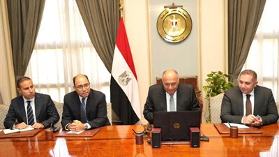 وزير الخارجية يعقد اجتماعًا مع الممثل الأعلى للشئون الخارجية والسياسة الأمنية للاتحاد الأوروبي حول غزة