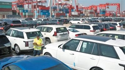 تسهيلات استيراد سيارات المصريين بالخارج