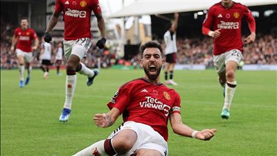 برتغالي أنقذ هولندي.. مانشستر يونايتد يخطف فوزا قاتلا من فولهام بالدوري الإنجليزي