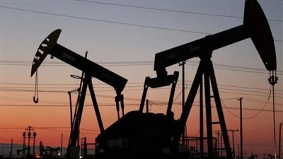 انخفاض طفيف في أسعار النفط وخام برنت يسجل 80 دولار للبرميل