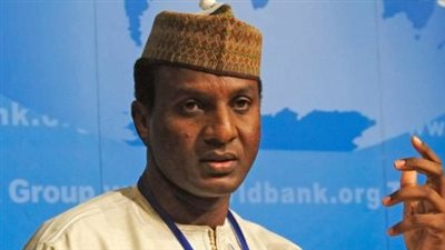 رئيس وزراء النيجر يؤدي مناسك العمرة