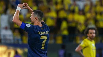 رونالدو يواصل تحطيم الأرقام.. والنصر يطارد الهلال على القمة بفوز ثالث