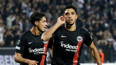 بهدف عربي خالص.. آينتراخت فرانكفورت 